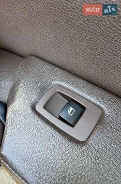 Позашляховик / Кросовер BMW X5 2009 в 