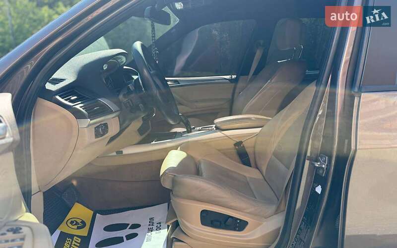 Внедорожник / Кроссовер BMW X5 2011 в Черновцах
