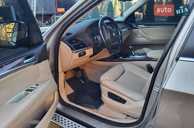 Позашляховик / Кросовер BMW X5 2007 в 
