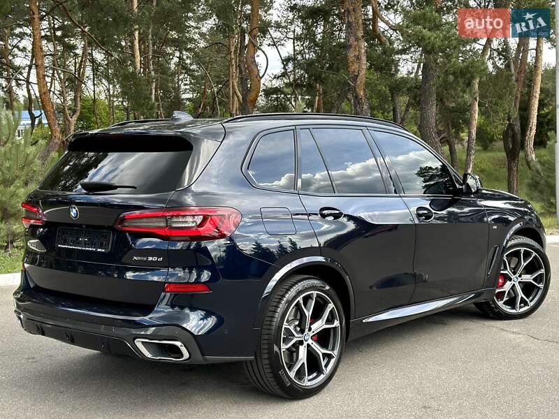 Внедорожник / Кроссовер BMW X5 2022 в Киеве