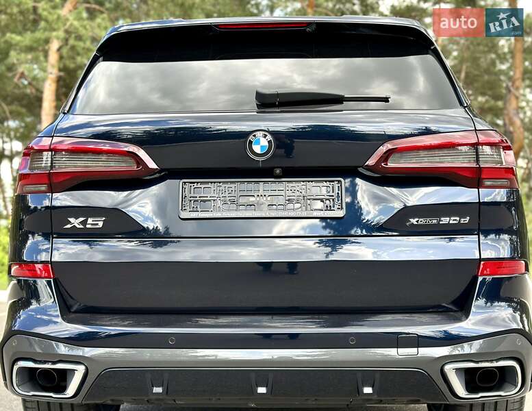 Внедорожник / Кроссовер BMW X5 2022 в Киеве