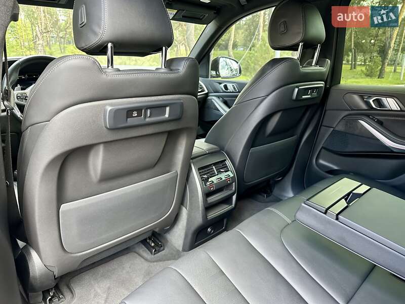Внедорожник / Кроссовер BMW X5 2022 в Киеве