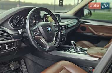 Позашляховик / Кросовер BMW X5 2015 в 