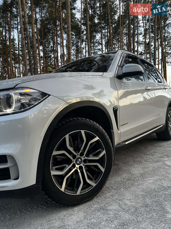Внедорожник / Кроссовер BMW X5 2015 в Ирпене