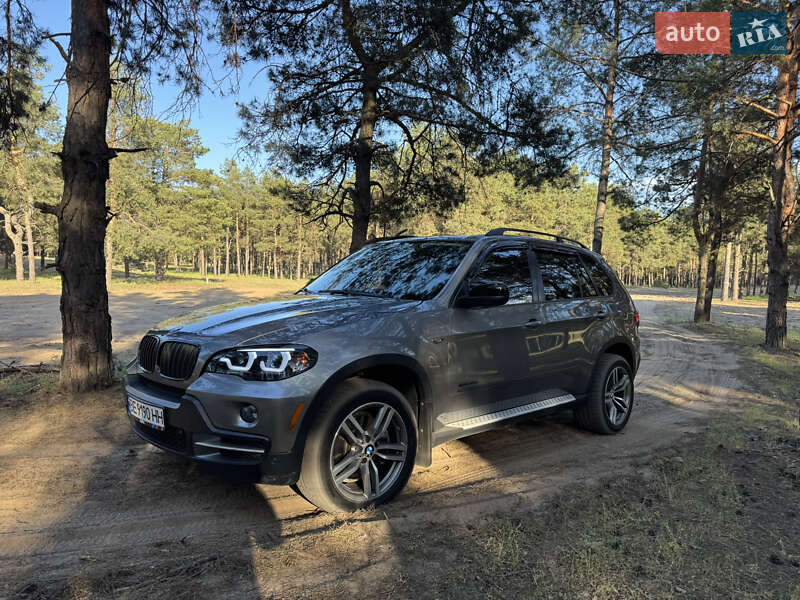Позашляховик / Кросовер BMW X5 2008 в 