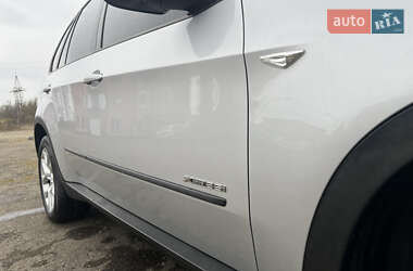 Позашляховик / Кросовер BMW X5 2011 в 