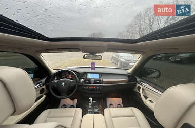 Позашляховик / Кросовер BMW X5 2011 в 