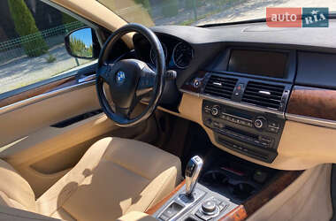 Внедорожник / Кроссовер BMW X5 2009 в 