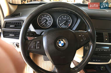 Внедорожник / Кроссовер BMW X5 2009 в 