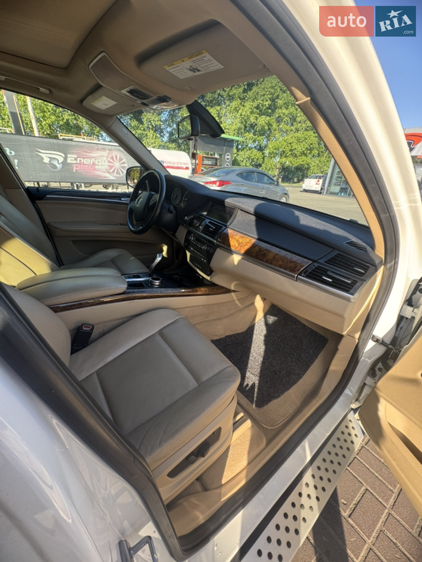2010 BMW X5 - мініатюра 14