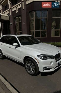 Внедорожник / Кроссовер BMW X5 2018 в 