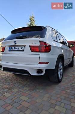 Позашляховик / Кросовер BMW X5 2012 в 