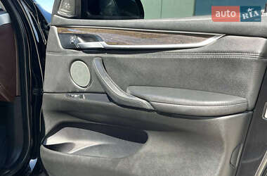 Внедорожник / Кроссовер BMW X5 2015 в 