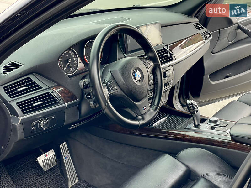 Позашляховик / Кросовер BMW X5 2009 в Києві