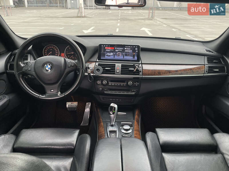 Позашляховик / Кросовер BMW X5 2009 в Києві