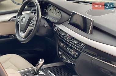 Внедорожник / Кроссовер BMW X5 2015 в 