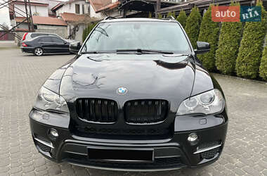 Позашляховик / Кросовер BMW X5 2013 в 