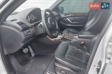 Позашляховик / Кросовер BMW X5 2004 в 