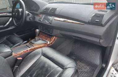 Позашляховик / Кросовер BMW X5 2004 в 