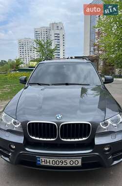 Позашляховик / Кросовер BMW X5 2013 в Києві