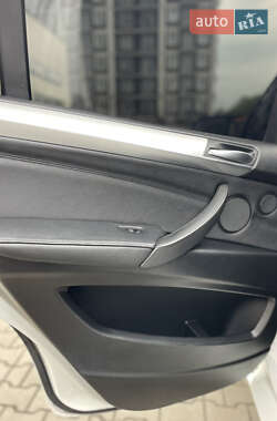 Позашляховик / Кросовер BMW X5 2012 в 