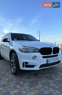 Позашляховик / Кросовер BMW X5 2013 в 