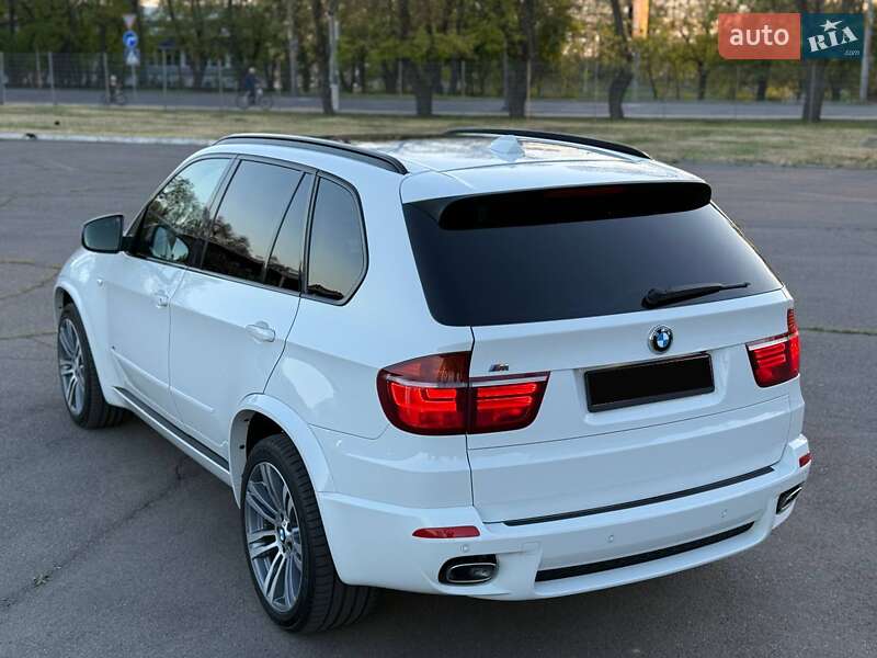 Позашляховик / Кросовер BMW X5 2011 в Миколаєві