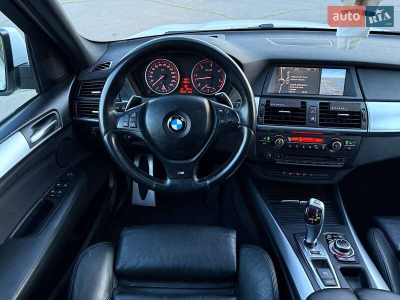 Позашляховик / Кросовер BMW X5 2011 в Миколаєві
