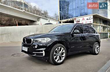 Позашляховик / Кросовер BMW X5 2015 в 
