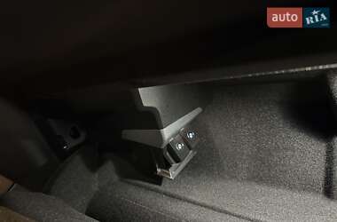 Позашляховик / Кросовер BMW X5 2021 в 