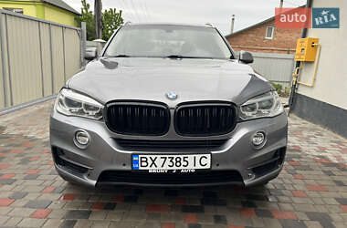 Позашляховик / Кросовер BMW X5 2013 в 
