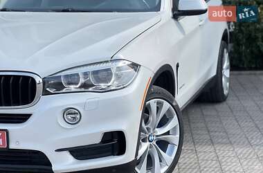 Позашляховик / Кросовер BMW X5 2015 в 