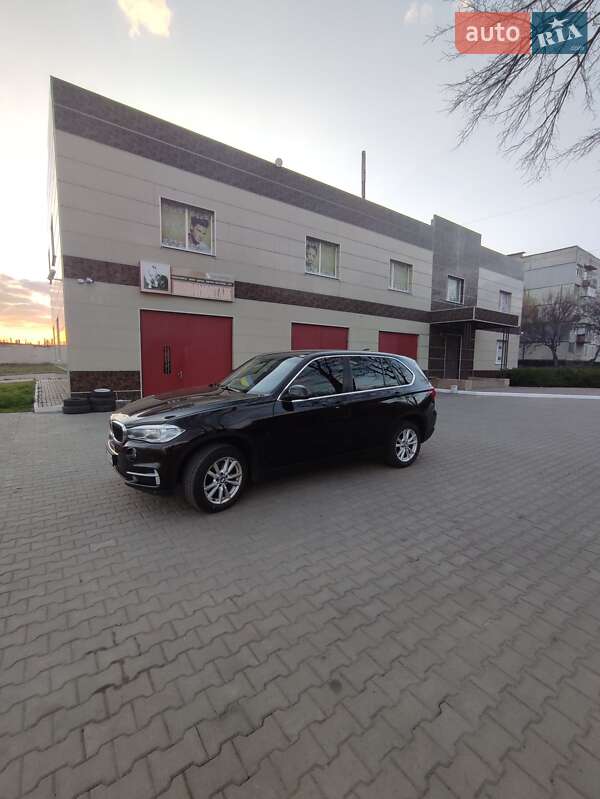 Позашляховик / Кросовер BMW X5 2016 в Києві
