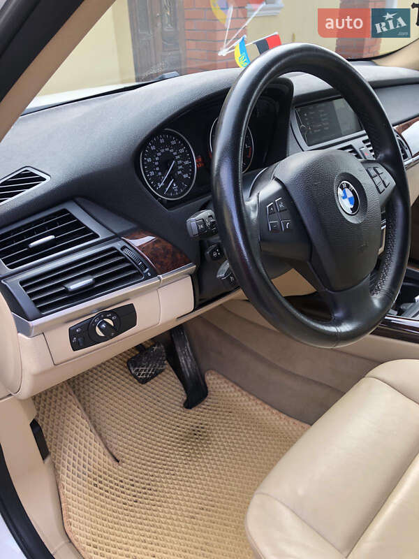 Внедорожник / Кроссовер BMW X5 2011 в Тернополе