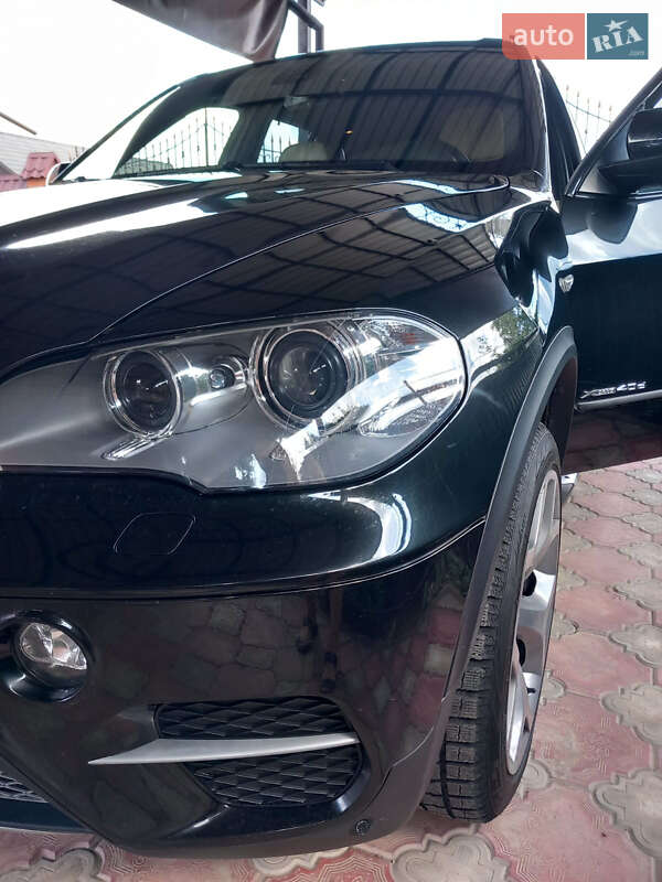 Позашляховик / Кросовер BMW X5 2010 в Ізмаїлі