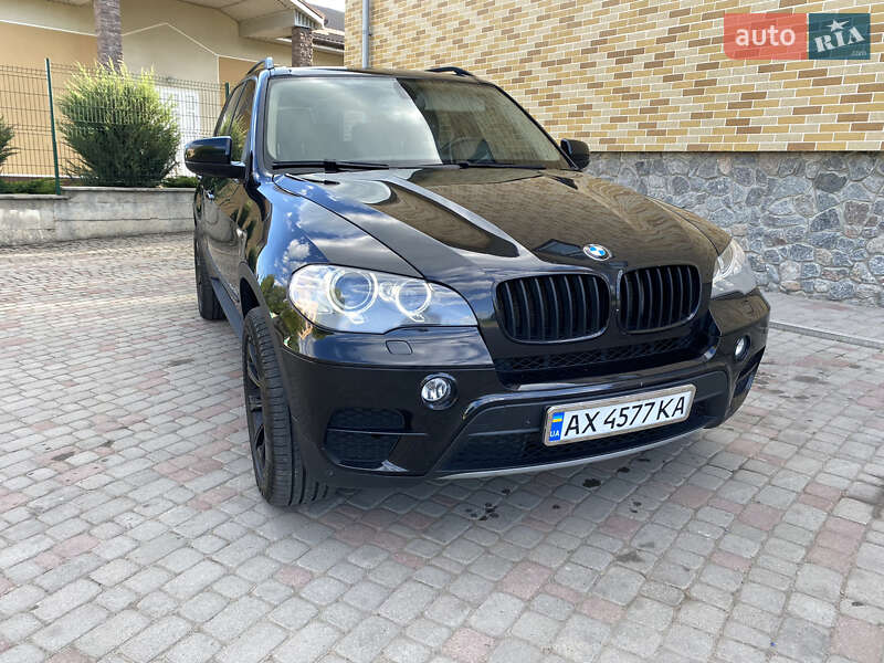 Внедорожник / Кроссовер BMW X5 2013 в 