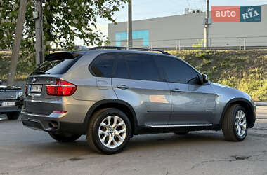 Внедорожник / Кроссовер BMW X5 2011 в 
