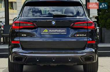 Позашляховик / Кросовер BMW X5 2021 в 