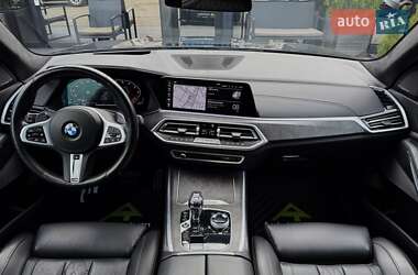 Позашляховик / Кросовер BMW X5 2021 в 