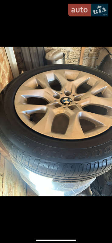 Внедорожник / Кроссовер BMW X5 2012 в Рокитном