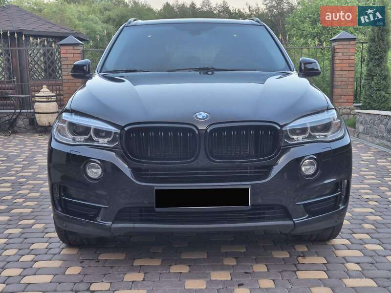 Внедорожник / Кроссовер BMW X5 2013 в 