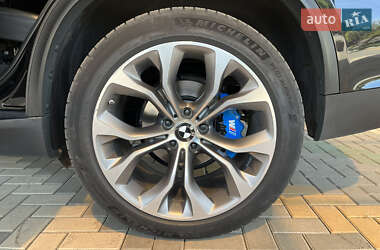 Позашляховик / Кросовер BMW X5 2014 в 
