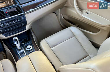 Внедорожник / Кроссовер BMW X5 2007 в 