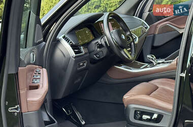Внедорожник / Кроссовер BMW X5 2019 в 
