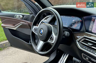 Внедорожник / Кроссовер BMW X5 2019 в 