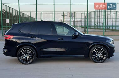Внедорожник / Кроссовер BMW X5 2019 в 
