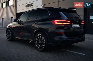 Позашляховик / Кросовер BMW X5 2019 в 