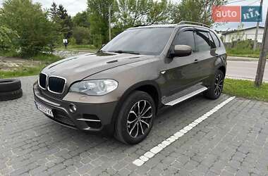 Позашляховик / Кросовер BMW X5 2011 в Львові
