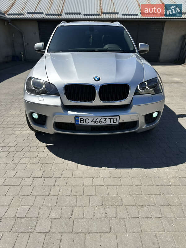 Внедорожник / Кроссовер BMW X5 2011 в Львове