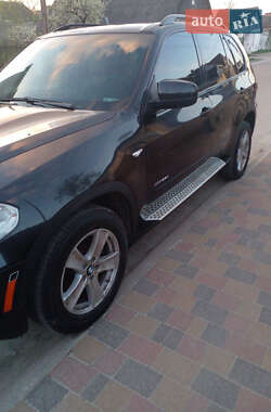 Позашляховик / Кросовер BMW X5 2011 в 